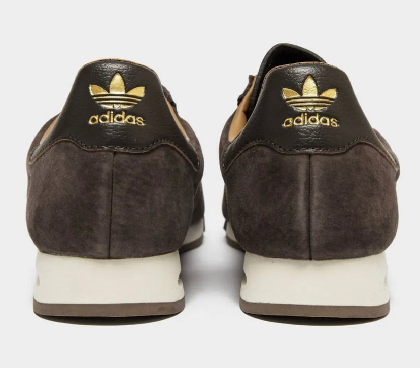 Adidas Originals AS520 Casual Trainers